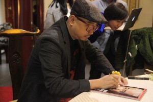 徐峥澄清20亿身价传闻 谈家庭：感谢陶虹